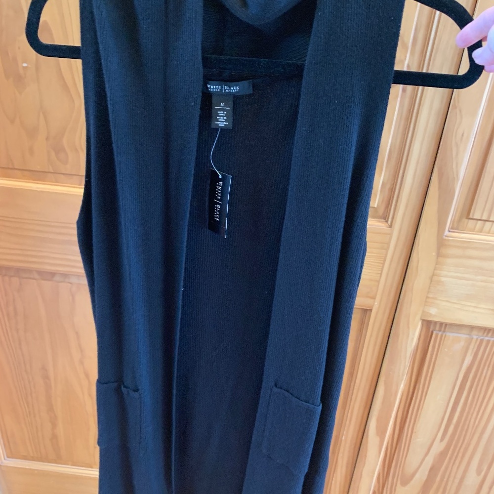 White House black market black sweater